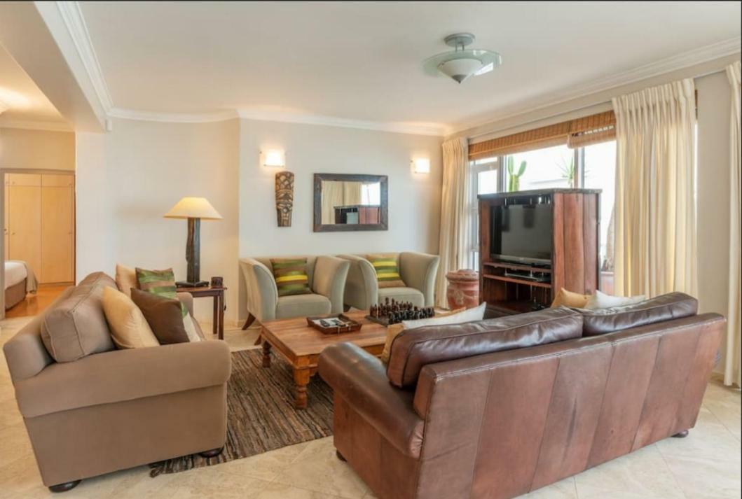 Bantry Beach Luxury Suites Città del Capo Esterno foto