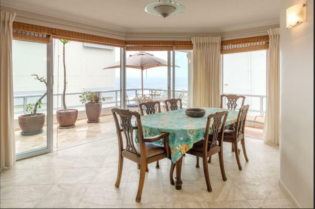 Bantry Beach Luxury Suites Città del Capo Esterno foto