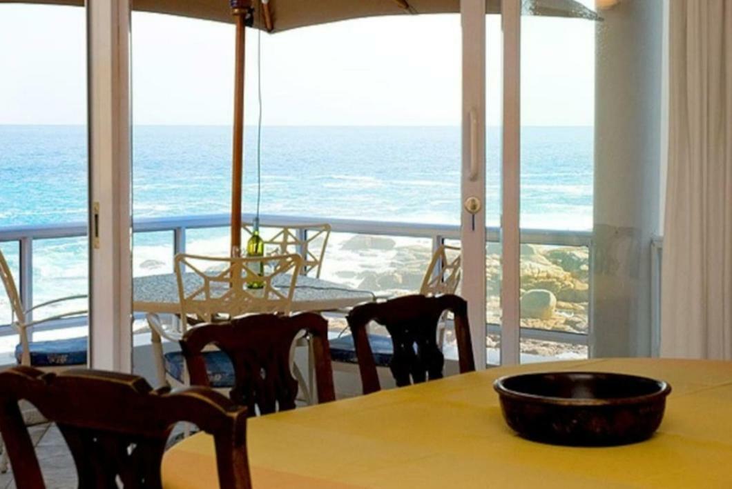 Bantry Beach Luxury Suites Città del Capo Esterno foto