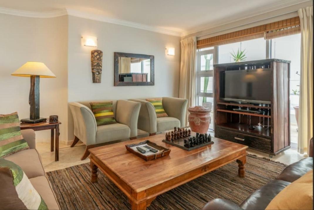Bantry Beach Luxury Suites Città del Capo Esterno foto