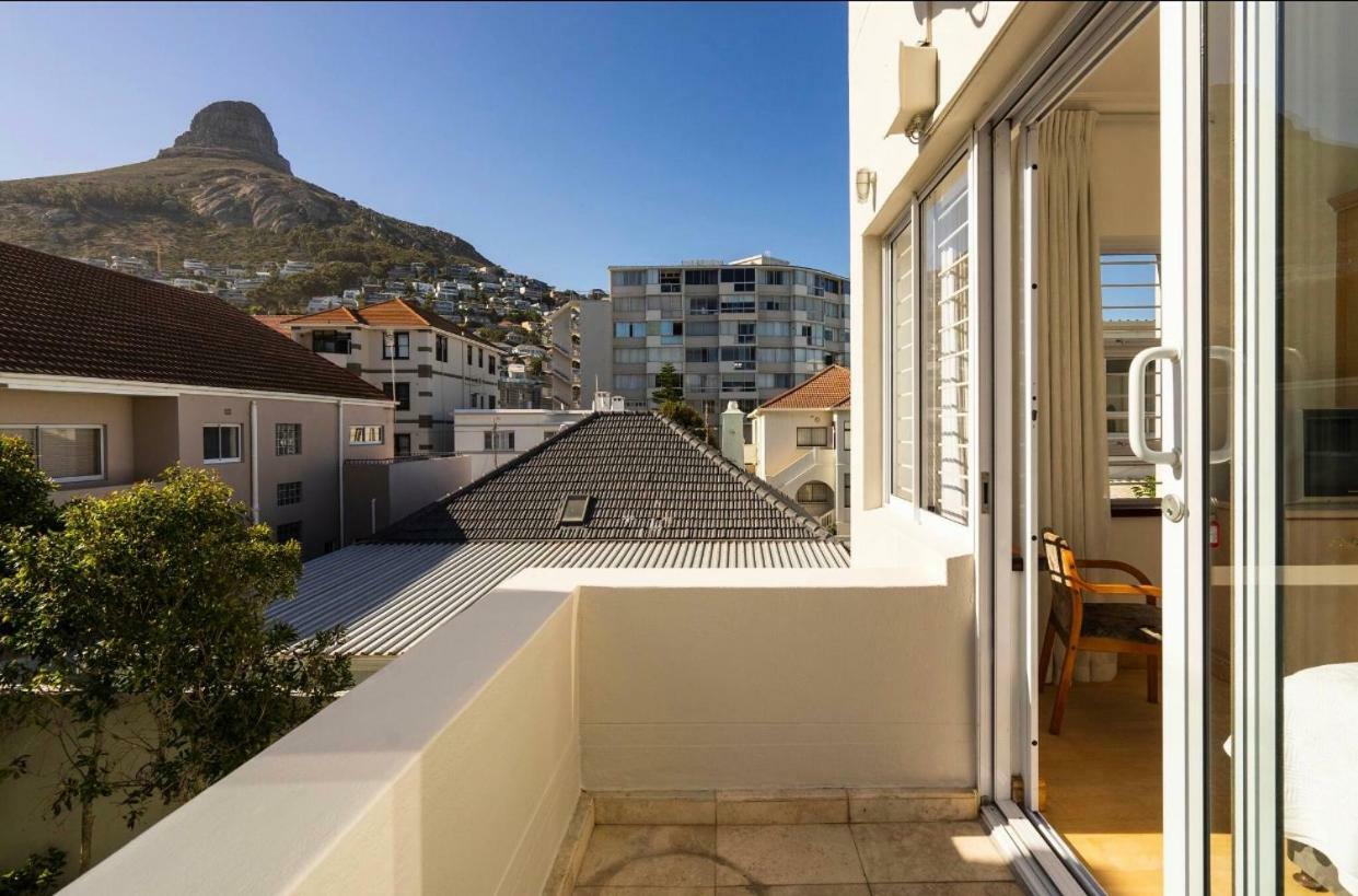 Bantry Beach Luxury Suites Città del Capo Esterno foto