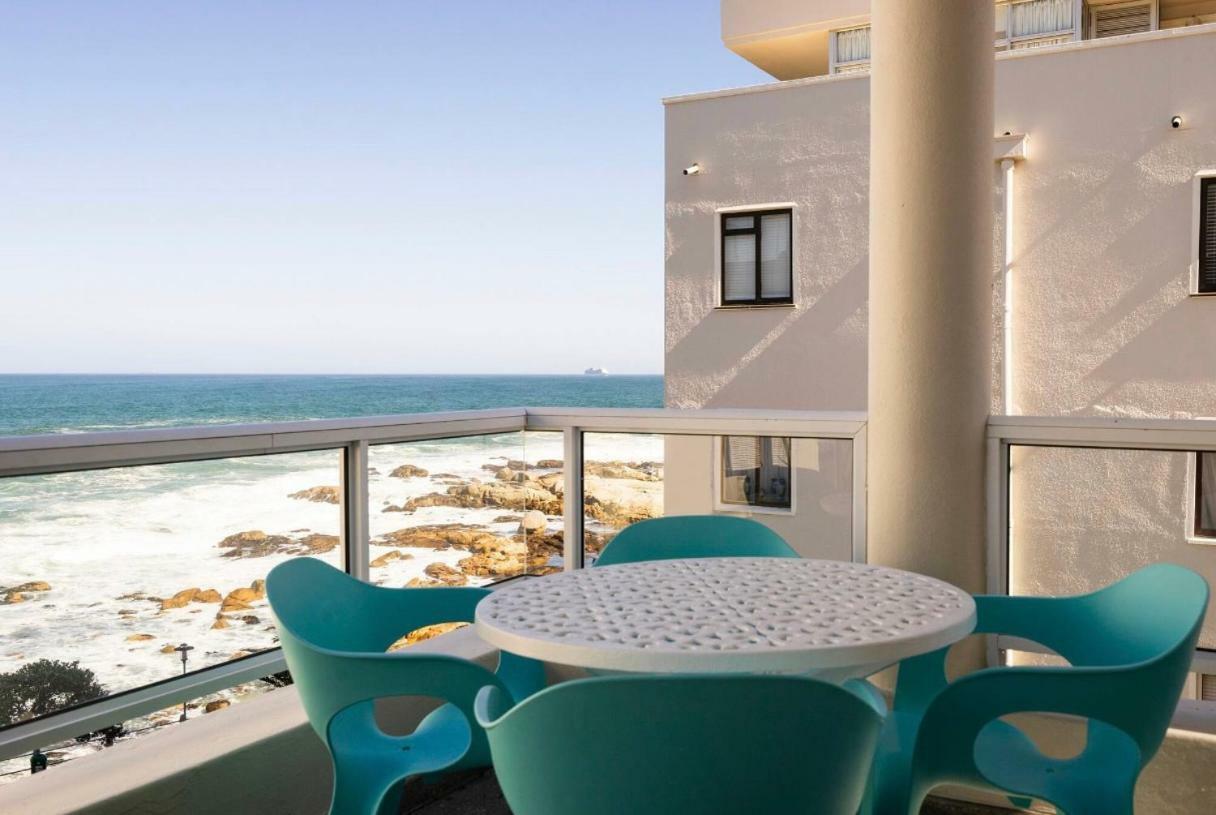 Bantry Beach Luxury Suites Città del Capo Esterno foto